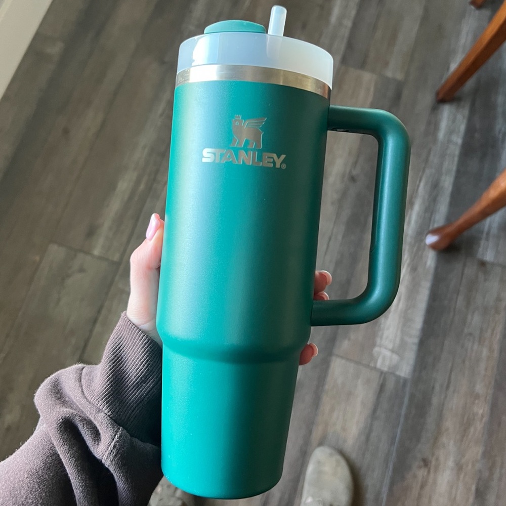 Green Stanley Cup 30 oz
